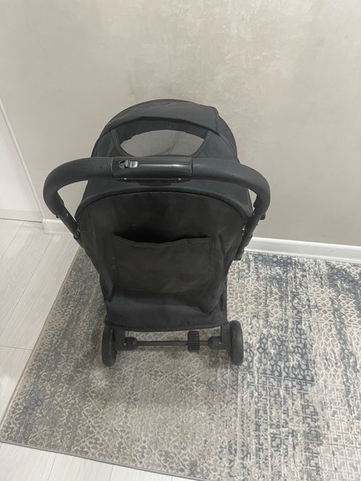 продаём коляску