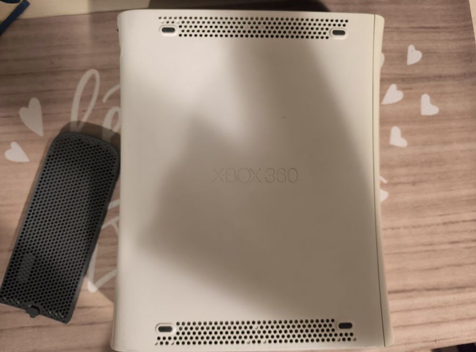 Xbox 360+serviciu de modare