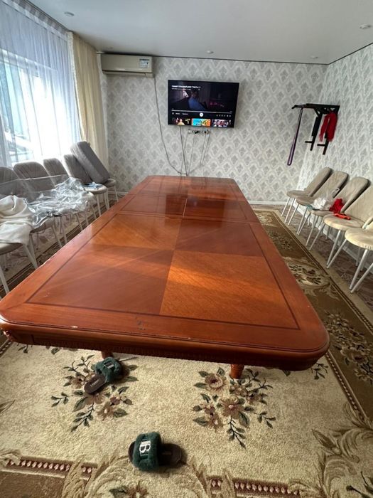 Продам стол в хорошем состоянии
