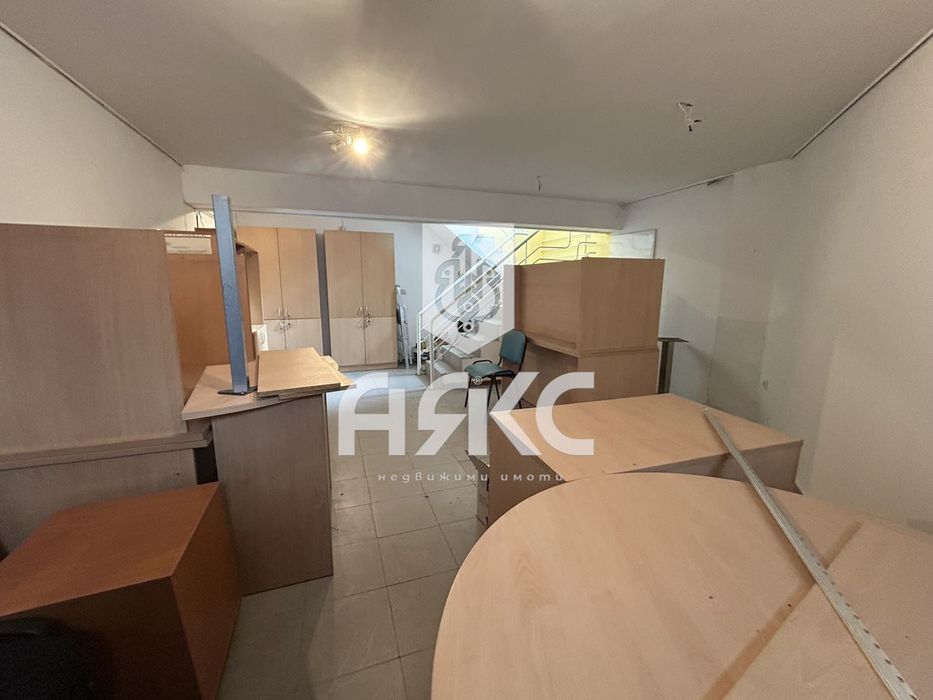 Дава се под наем Офис в София, Павлово - 90 кв.м за 650 € - Снимка #8