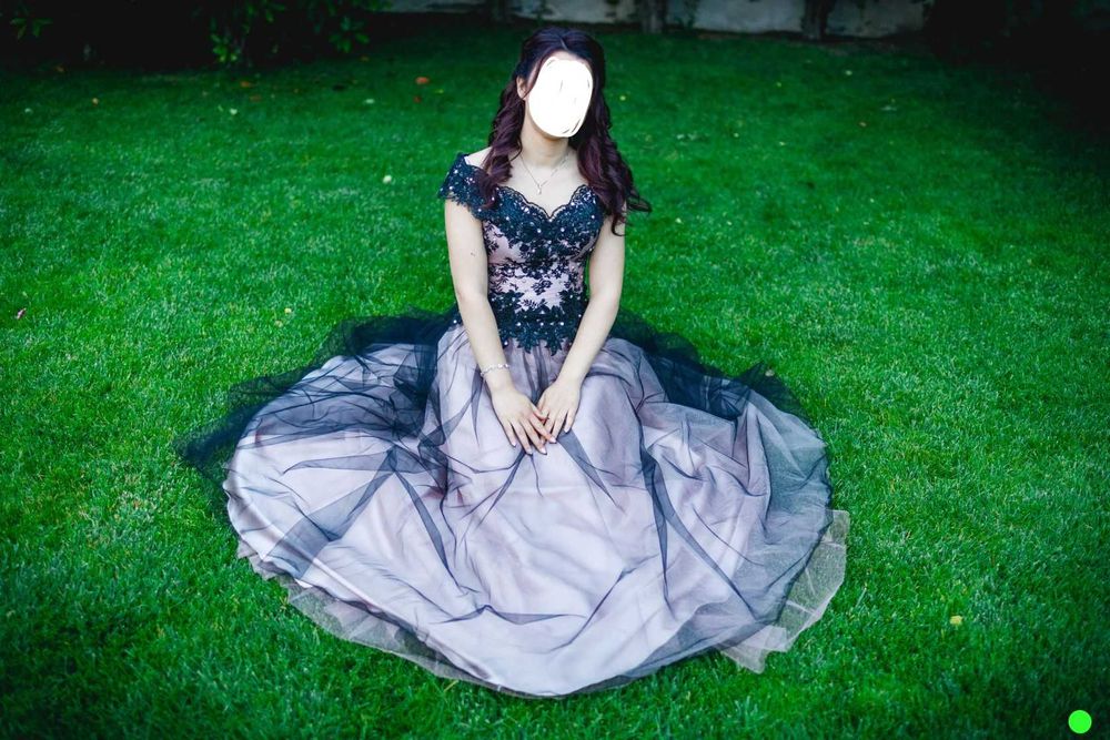 Бална рокля пепел от рози и обувки