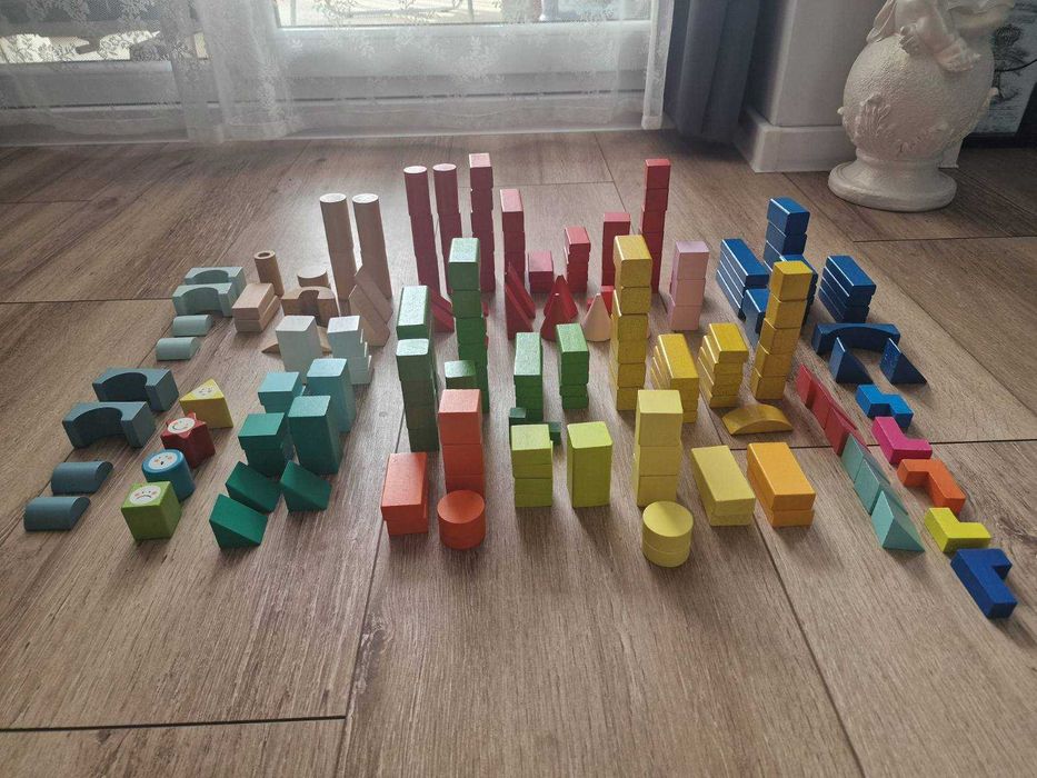 Голям дървен конструктор - 192 части (2+ години)