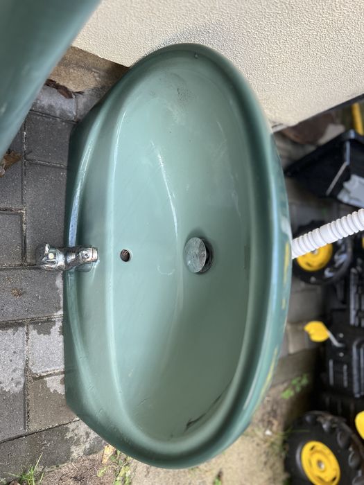 Vand wc cu rezervor si chiuveta cu picior