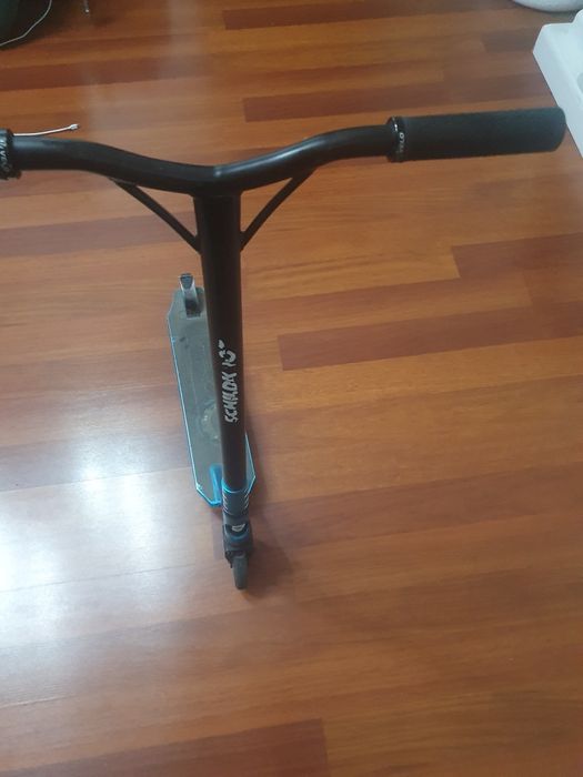 Vând trotineta de scheme