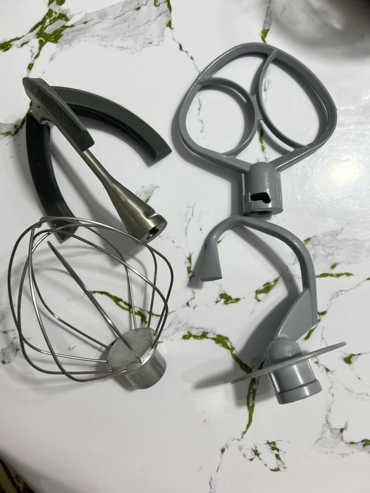 Smeg миксер жаксы куйде