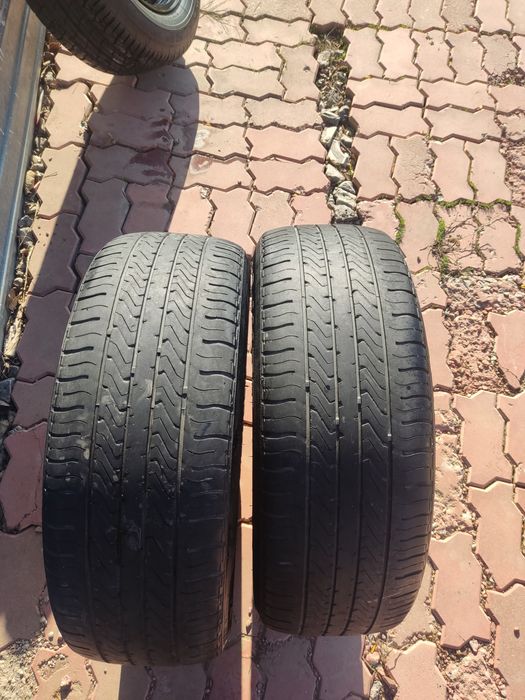 Продам шины 2 шт