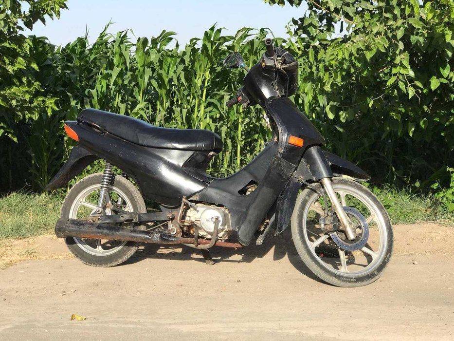 Скутер бензиновый, 72 куб., коробка автомат.