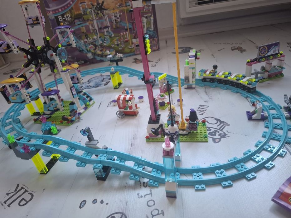 LEGO Friends Скоростно влакче в парка