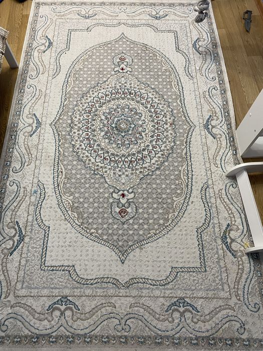 Продам ковер …….