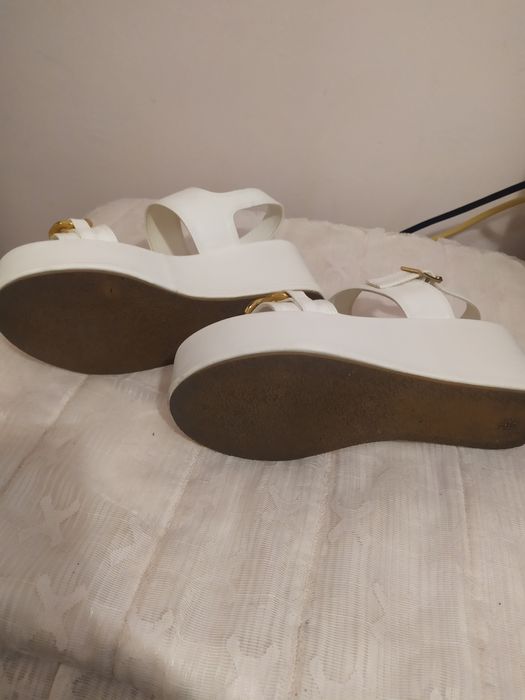 Нови летни сандали