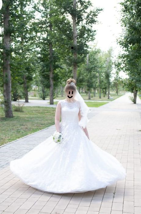 Свадебное платье