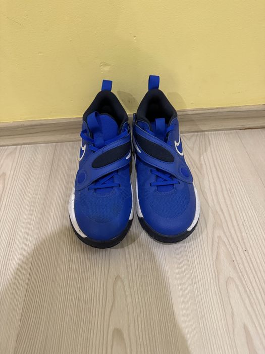 Nike Team Hustle D 11