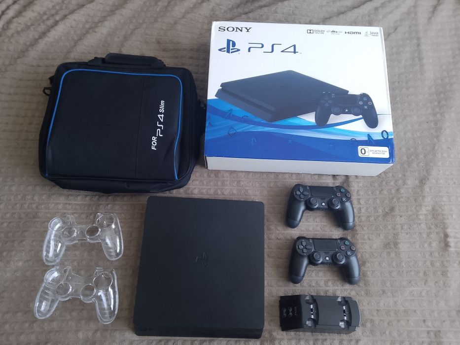 Продам play station 4slim