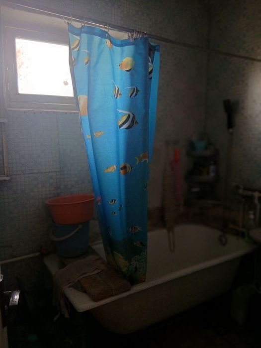 Товоксойда 3 хоналик квартира сотилади.