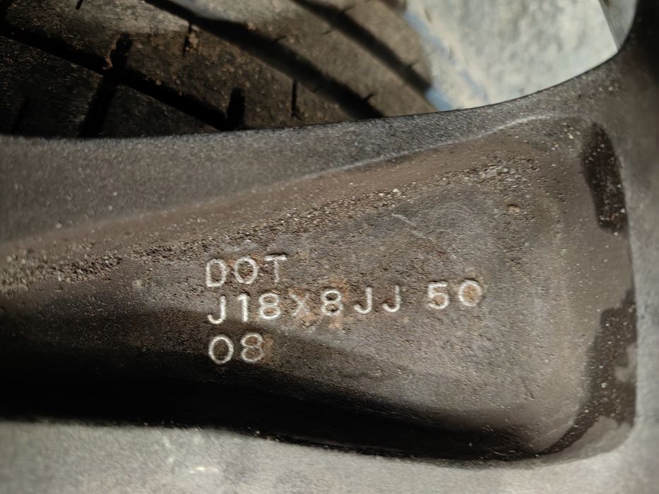 Джанти с гуми 18ки 5х114.3 Мазда РХ8