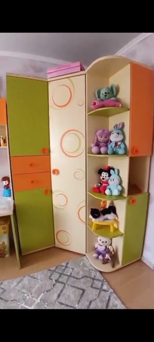Продам детский шкаф