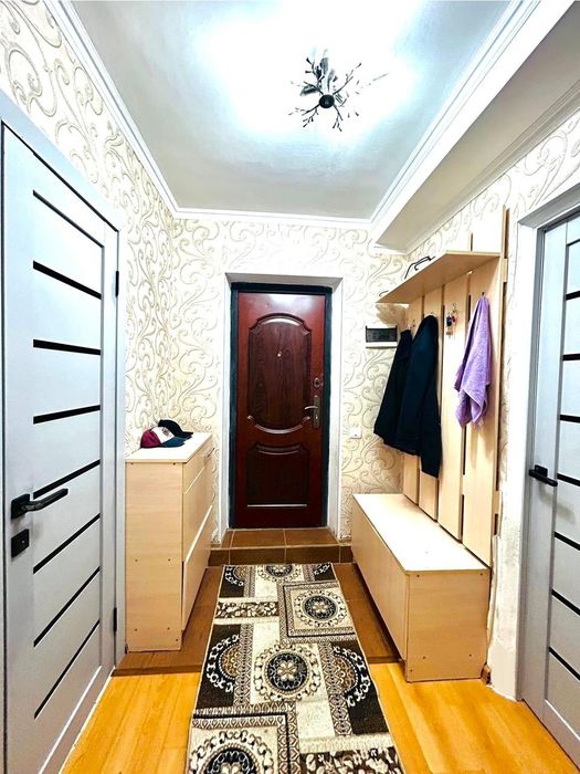 Продам 2 комнатную квартиру