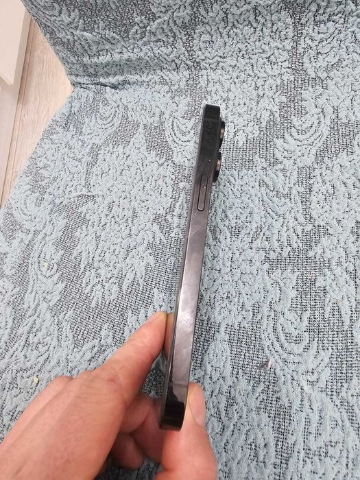 Продам айфон 14 про