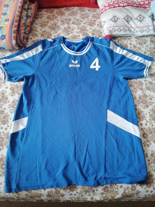 Tricouri sport (5 bucăți) - 85 lei