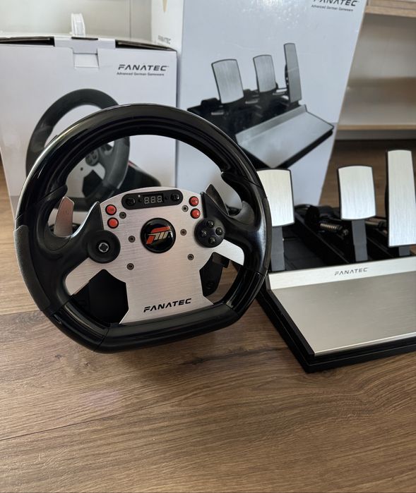 Fanatec CSR Гейминг волан/ симулатор/ конзола