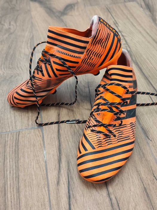 Футболни обувки Adidas Nemeziz