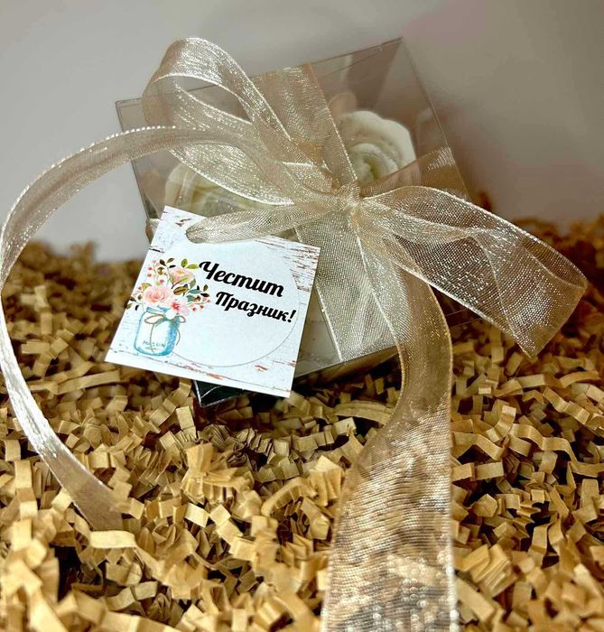 Сапунени рози със скандинавски мъх