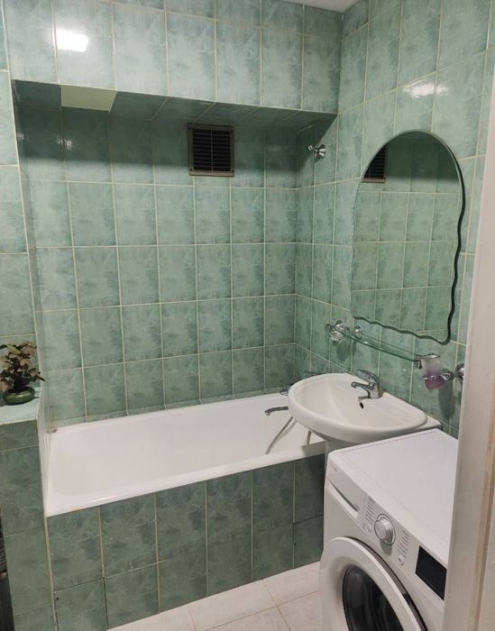 Квартира на Ц5-Монумент мужества 3/4/4 общ пл 70м ,балкон 2*6