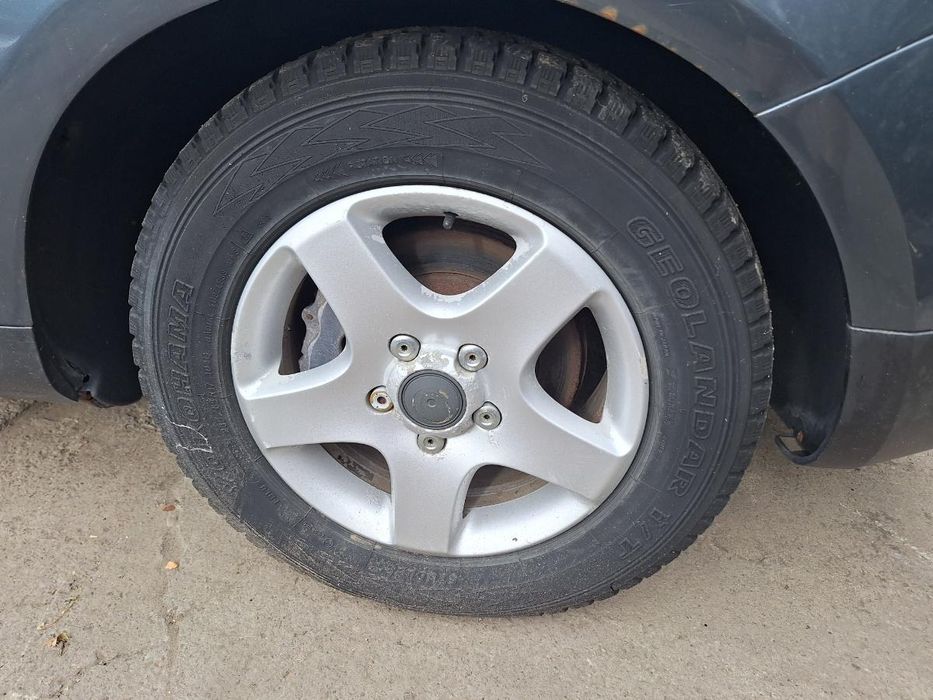 Jante Din Aliaj Cu Cauciucuri 236/65 R17 Volkswagen Touareg 2002 - 2013 5X130 7L6601025B