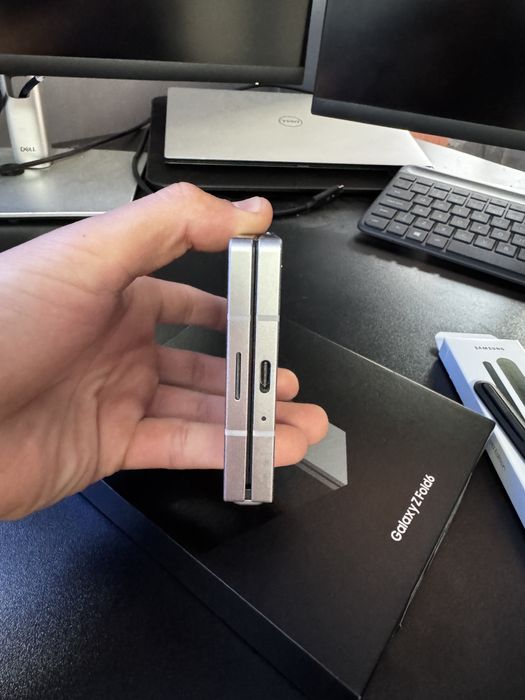 Samsung Galaxy Z Fold 6 256GB в гаранция+писалка