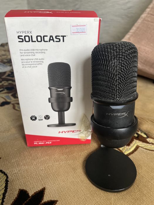 HyperX soloCast черный