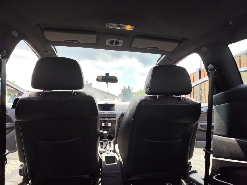 Broasca Stanga fata Opel Astra H GTC