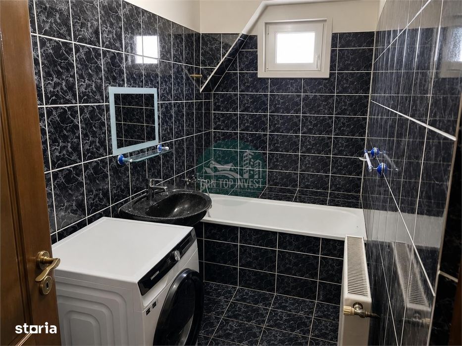 Apartament 3 camere balcon zona Cedonia
