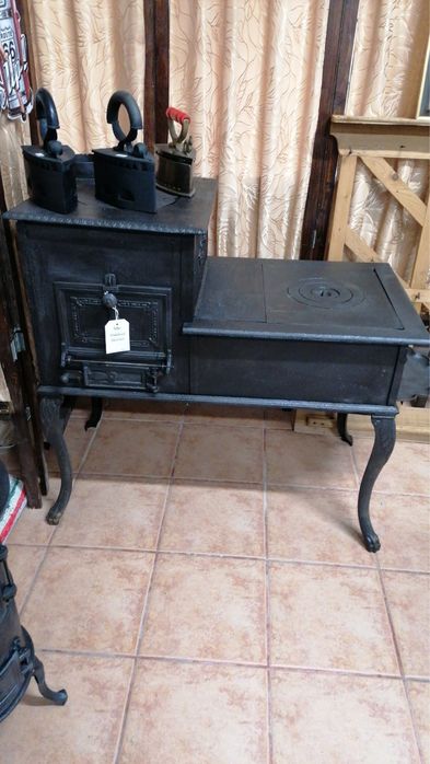 Sobă țărănească vechi