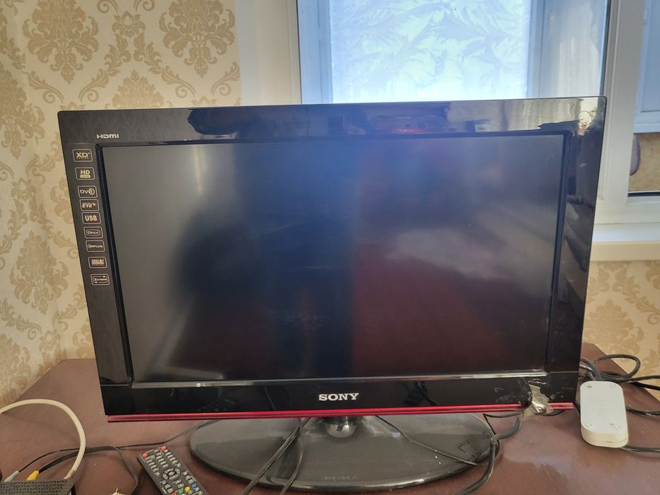 Телевизор SONY. Диагональ небольшой