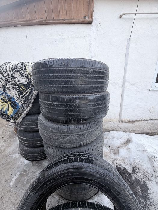 Продам шины  Godier