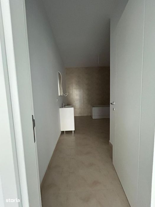 Apartament Cu 4 Camere/ Zona Gageni-Paulesti