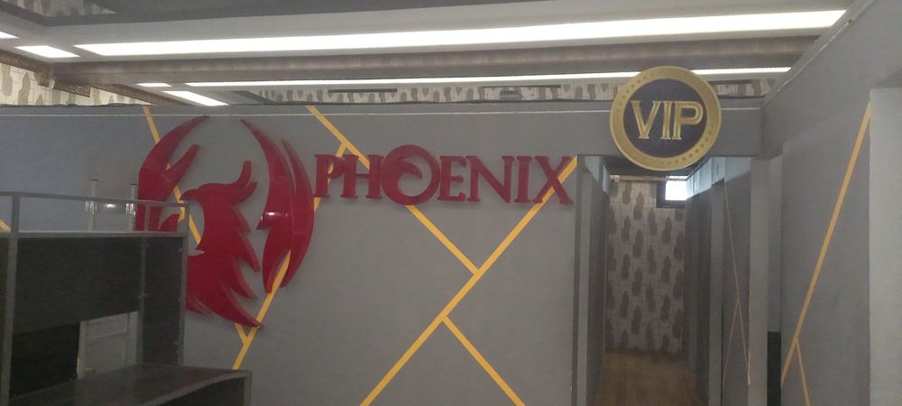 kompyuter klub sotiladi barcha jihozlari bilan srochno!!!