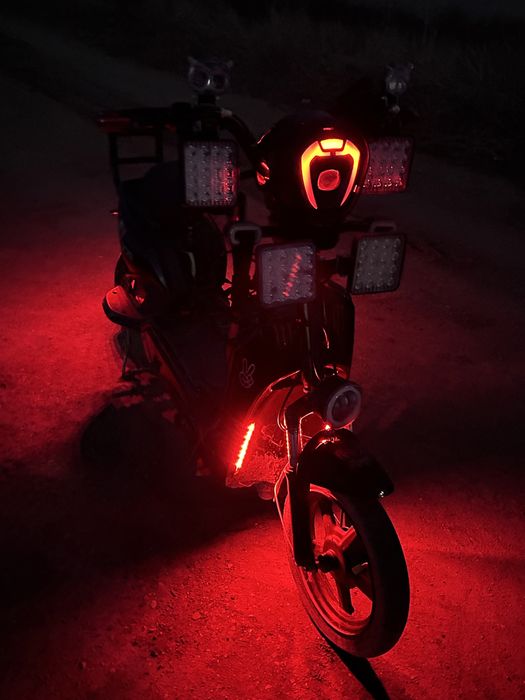 продам электро скутер срочно