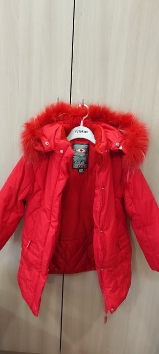 Куртка на девочку