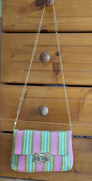 Нова дамска чанта