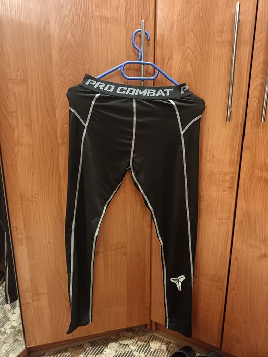 Рашгард 5 в 1. На мальчика 8-10 лет