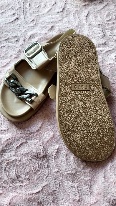 Женская обувь новая