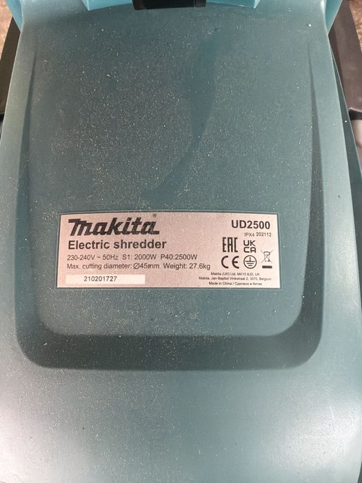 Vand tocator crengi Makita