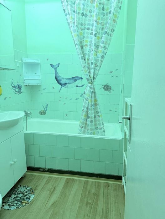Proprietar vand apartament 3 camere in cartierul Pajura Metrou Jiului