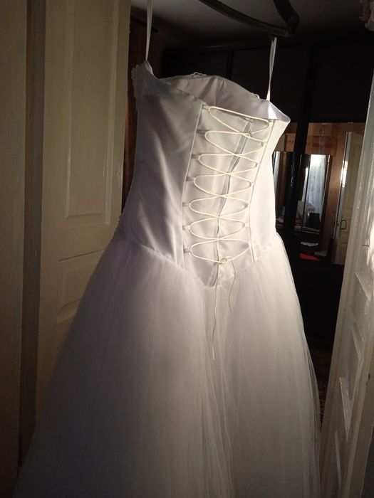 Свадебное платье размер 44 рост 3