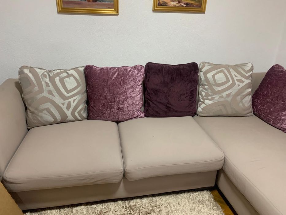 Doua canapele coltar impecabila