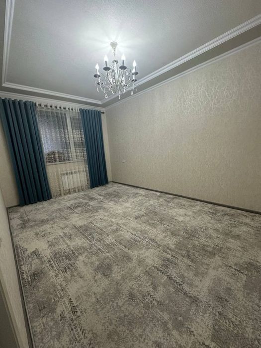 Navoiy shahrida uy ijaraga beriladi. Barcha abstanovkalar bilan birga.