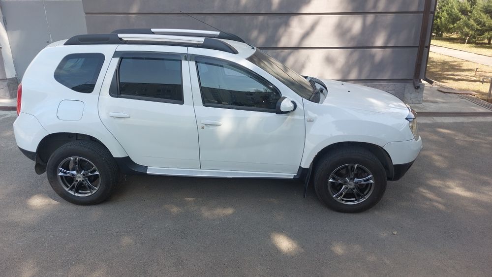 РЕНО ДАСТЕР  2014г. Обьем 2.0