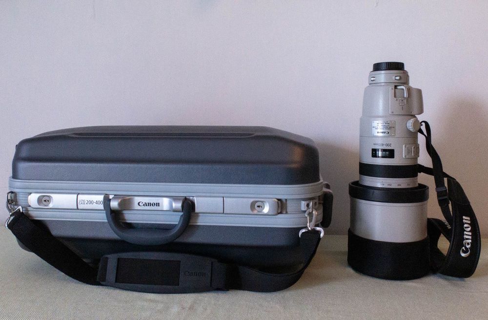 3 obiective Canon EF + rucsac foto troler