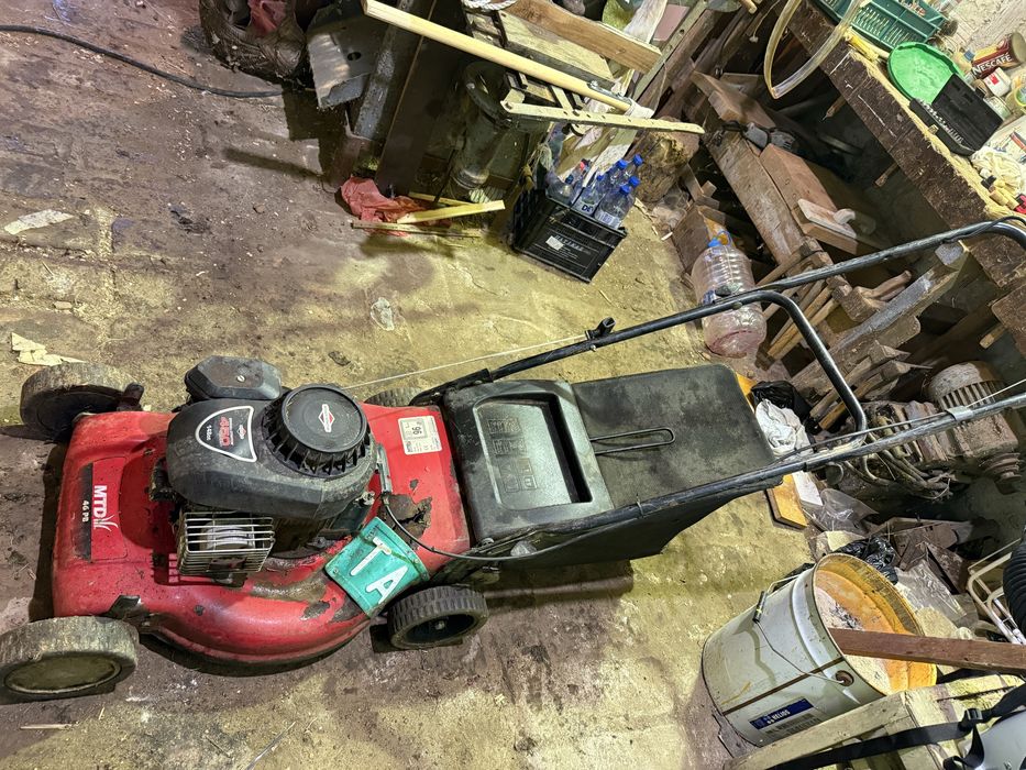 Бензинова косачка за трева Husqvarna